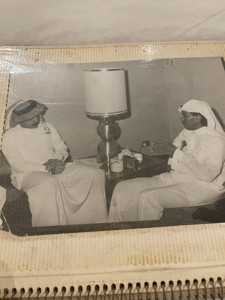 الفنان-محمد-عبده-في-بداياته-768x1024